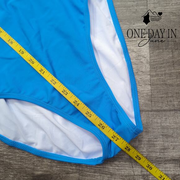 Tempt Me Straight Neck Athletic Racer Back One Piece Swimsuit Size M - Picture 6 of 7